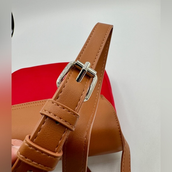 Starbucks Thailand Red Crossbody Mixed Nuts Bag - Picture 7 of 10